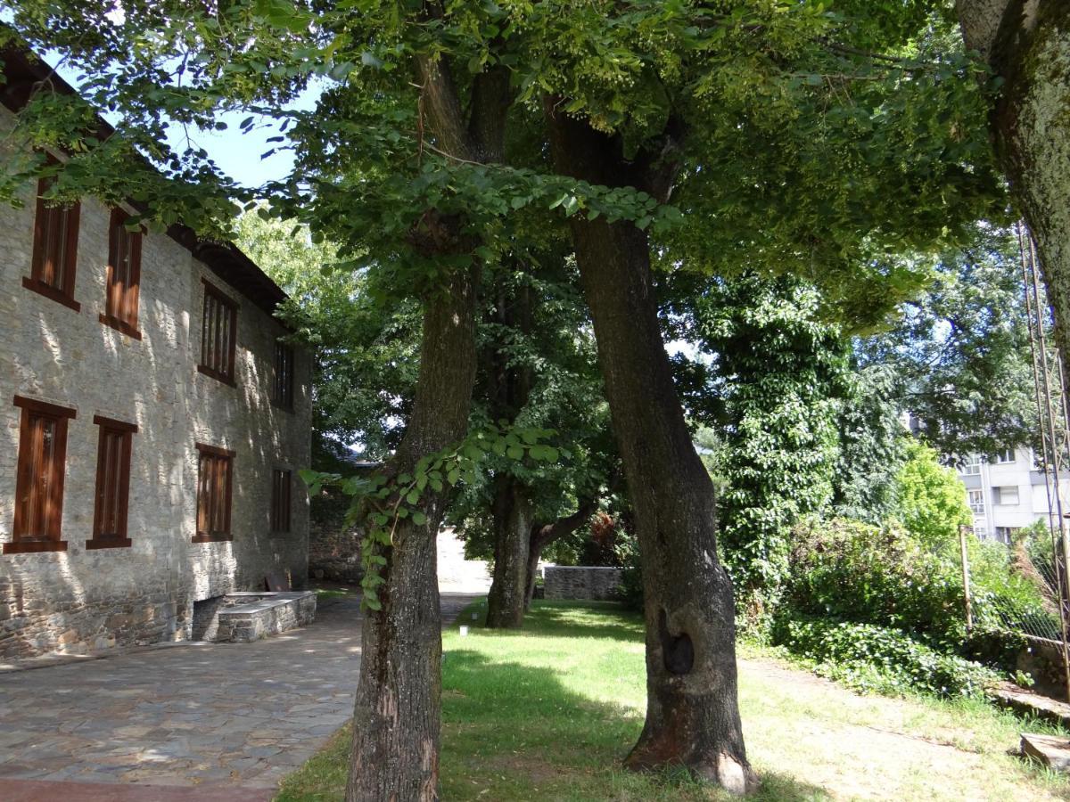 Albergue Francisco Giner De Los Rios Вильяблино Экстерьер фото